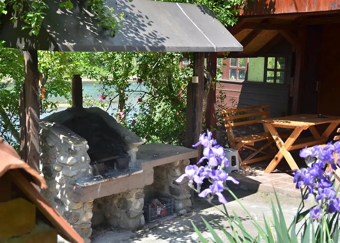 Negde Na Drini 1 펜션 바이나 바슈타